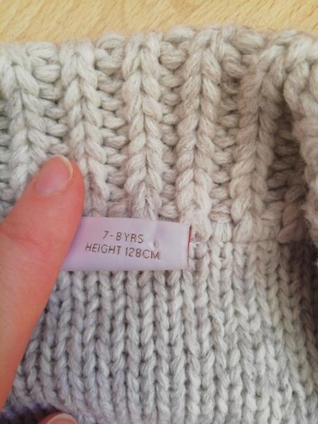 Dievcensky svetrik, 128