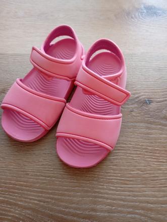 Topánky do vody, 25