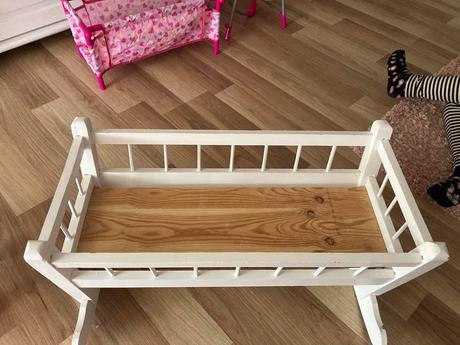 Koliska pre babiky drevena, 