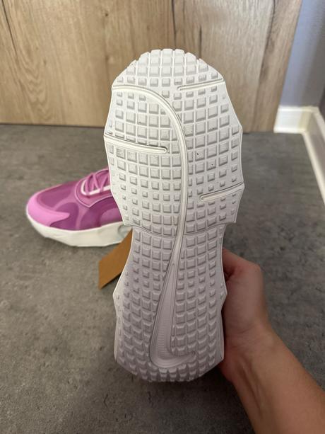 Nike aura edge tensiky nové, nike,42