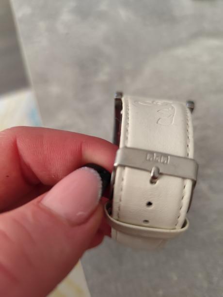 Dámske hodinky attractive q&q, 