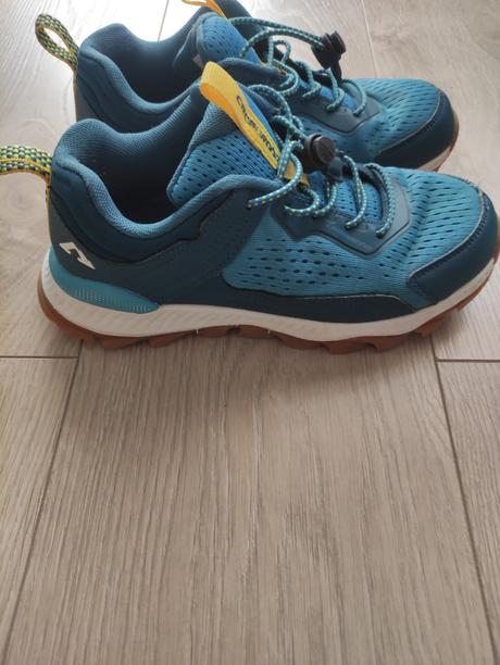 Turistické topánky, 35