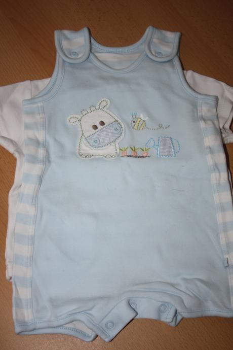 Opalovačky + tričko, marks & spencer,68