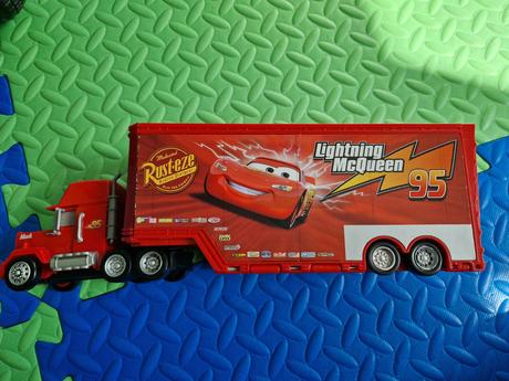 26de_mc queen truk rozkladaci, 