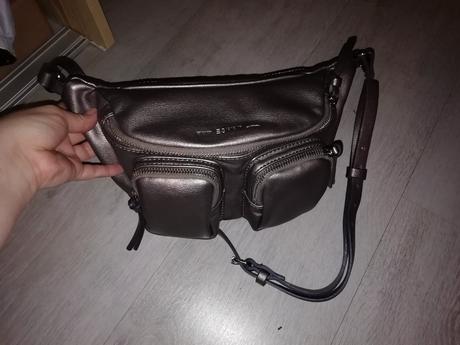 Krasna metalická ladvinka esprit, esprit