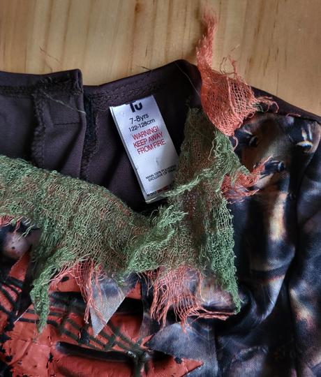 Halloween kostým na 7-8 rokov, 