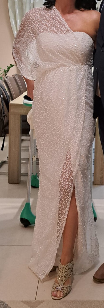 Spoločenské šaty, m