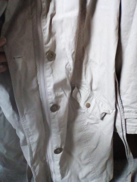 Trenčkot na nosenie detí, 