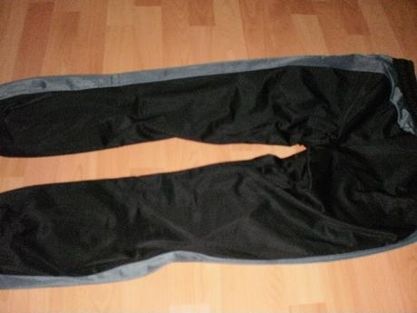 Lesklé tepláky, terranova,l