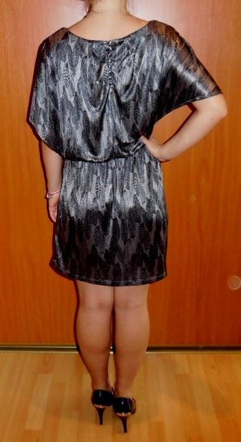 Šaty dámske - ihneď k odberu, m