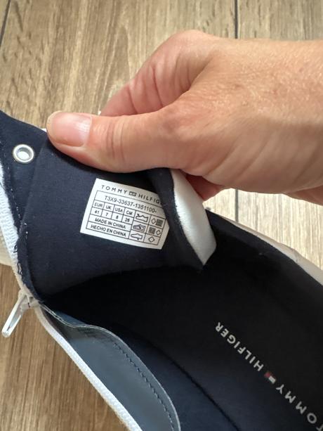 Tenisky th v.41, tommy hilfiger,41