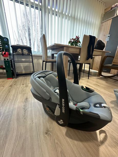 Maxi-cosi pebble360 pro + základňa isofix fami, maxi cosi