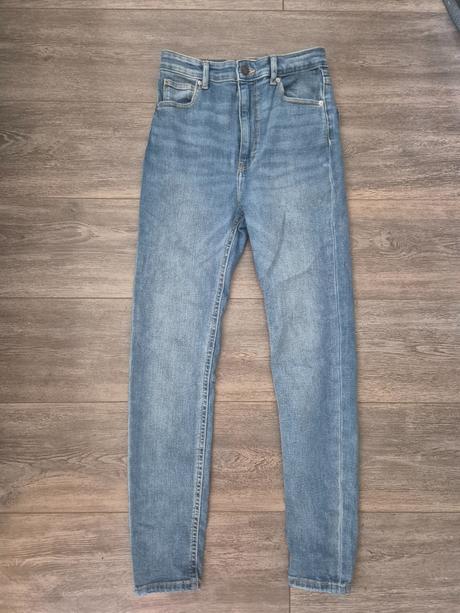 Rifle s vysokým pasom, pull&bear,36