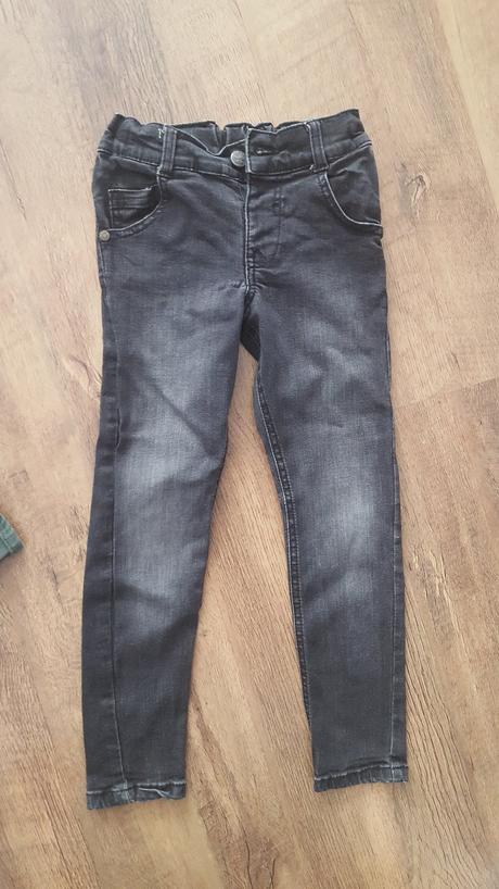 Rozne oblecenie, 104–116