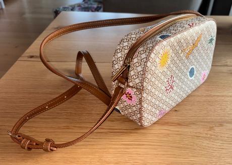 Kabelka liu jo, liu jo