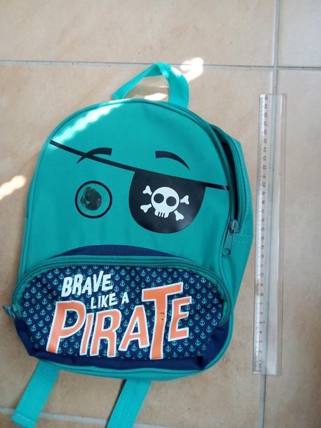 Zelený ruksačik, kik