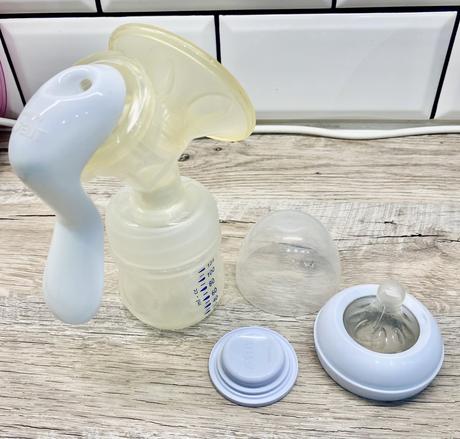 Ručná odsávačka na mlieko,