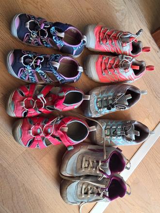 Set 3 x tenisky + 2 x sandale, keen,32