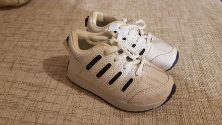 Nepouzite tenisky c. 25, 25