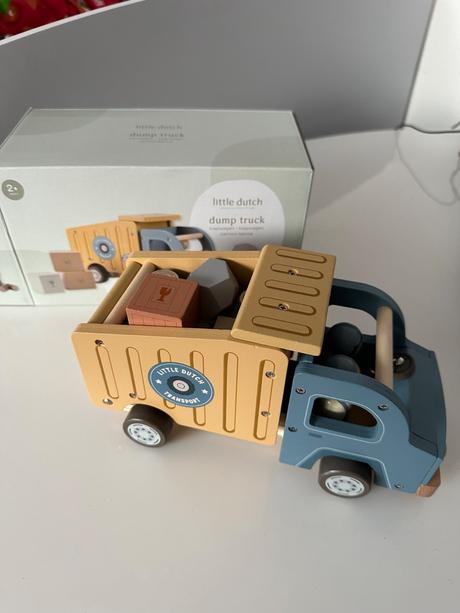 Vyklapaci nakladiak little dutch, 