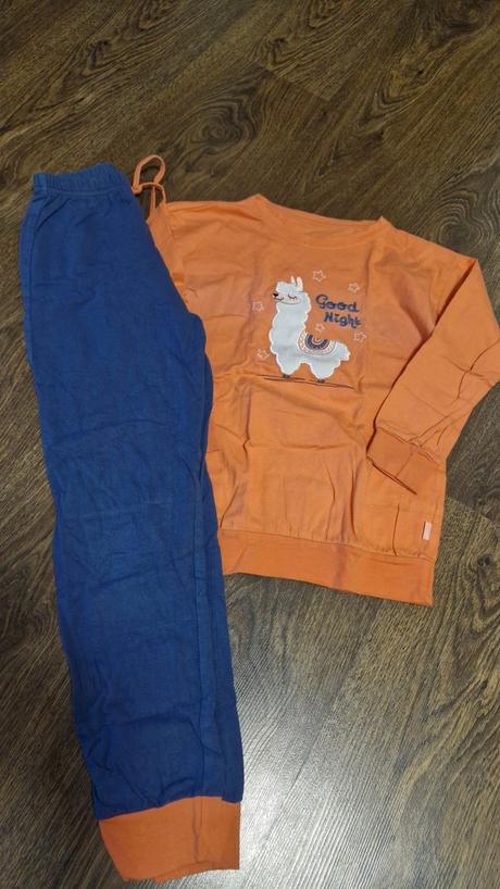 Pyžamo lama, cornette,122