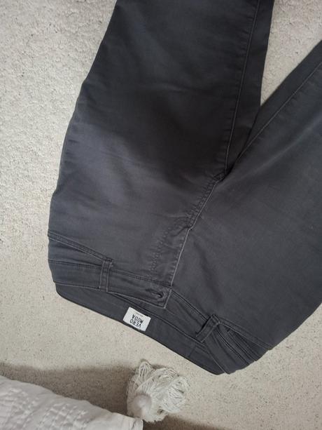 Tmavosive skinny dzinsy, l