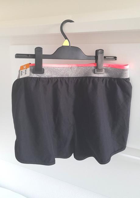 Spolu 6ks, tričká a šortky, cherokee,m