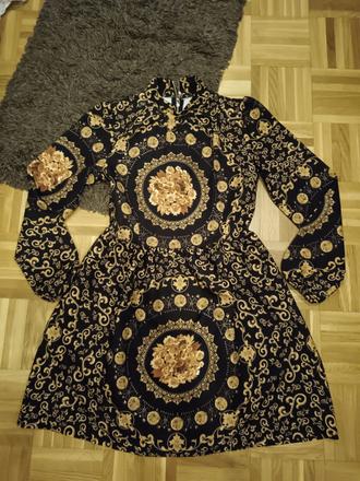 Jedinečné šaty, 36