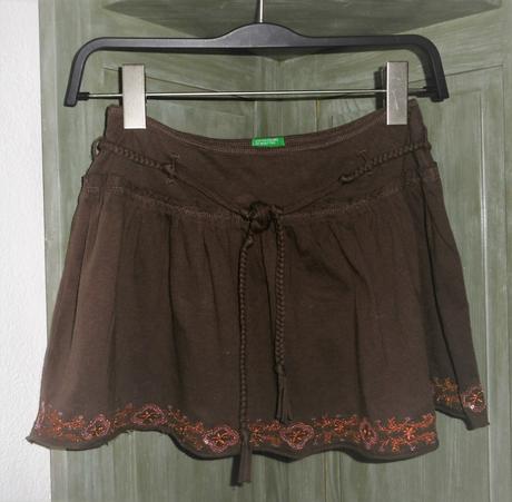 Sukňa zn.benetton + tričko, 146