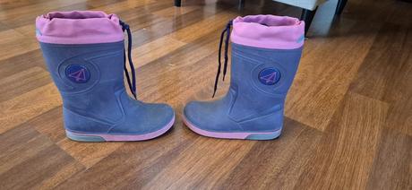 Gumaky 28-29, lupilu,28