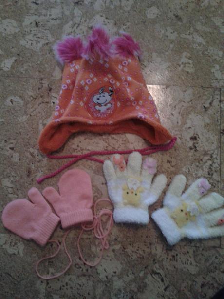 Čiapka snoopy a rukavice., 92