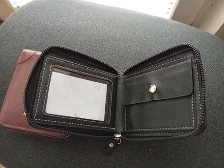 Praktické nové kožené peňaženky, 