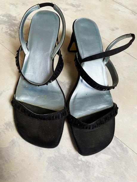 Spoločenské sandálky s trblietkami, 38