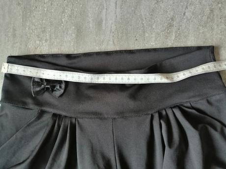 Šik čierne nohavice v36, pružné a elegantné, 36