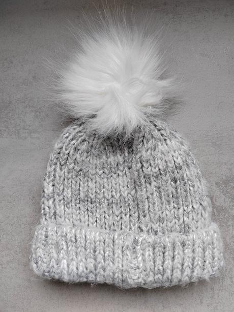 Zimná čiapka s korálkami, 54