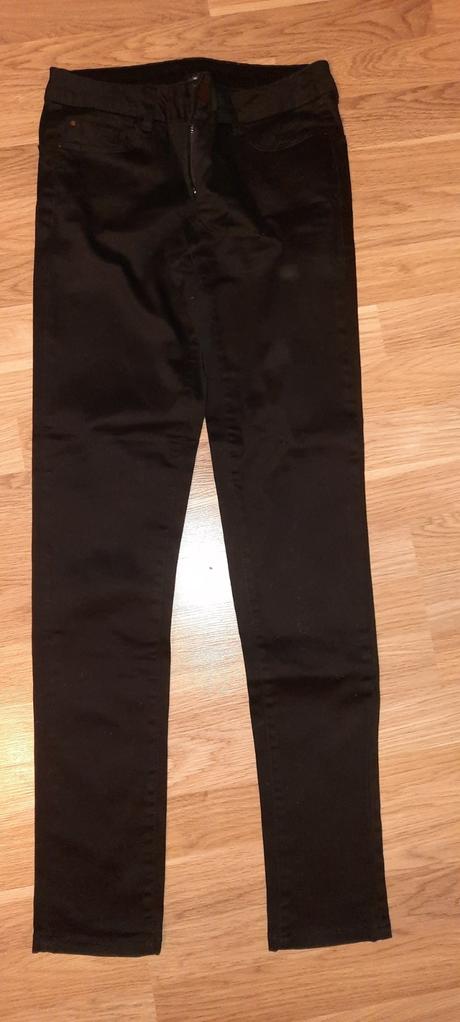 Cierne nohavice c.36, takko,36
