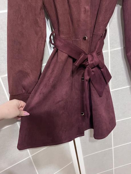 Dámske bordove semisove šaty, m / s