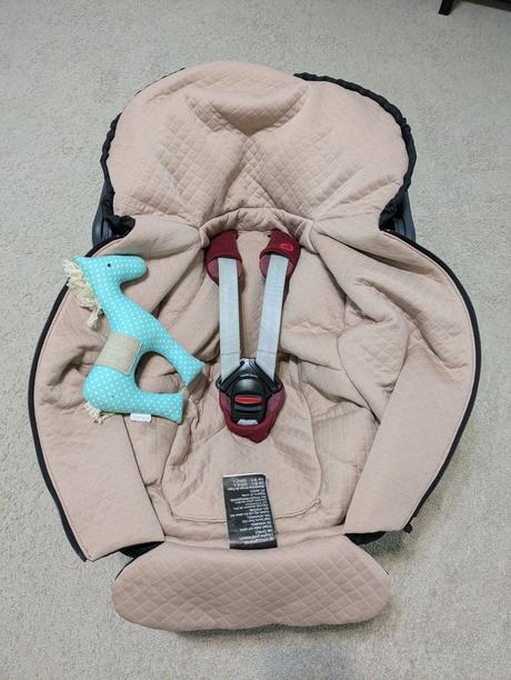 Autosedačka maxi cosi coral red "vajce" + isofix, maxi cosi