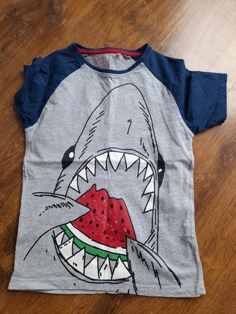 Tričká z pyzamka, 140–152