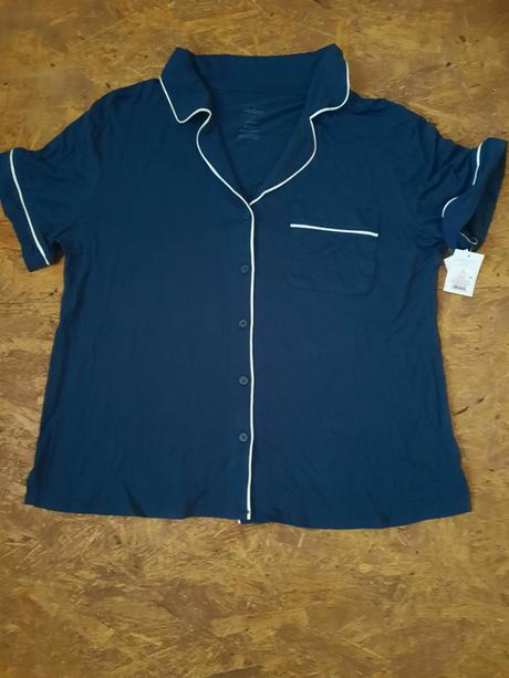 Dámské pyžamo., l