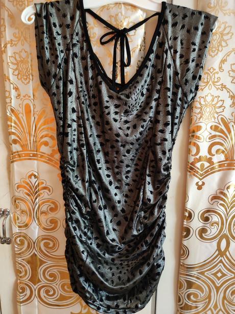 Predlzené tricko s nariasením, 36