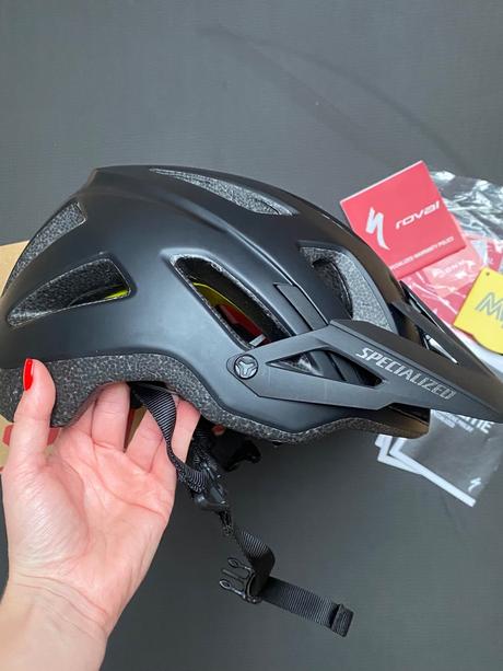 Cyklistická prilba specialized ambush comp, m