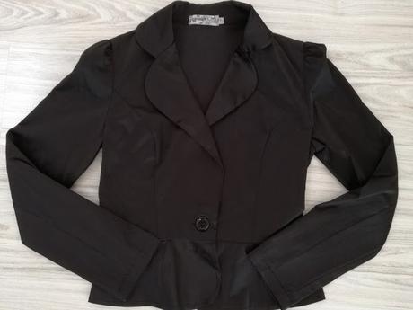 Zľava. čierne sako lulumary velk. s/m., s