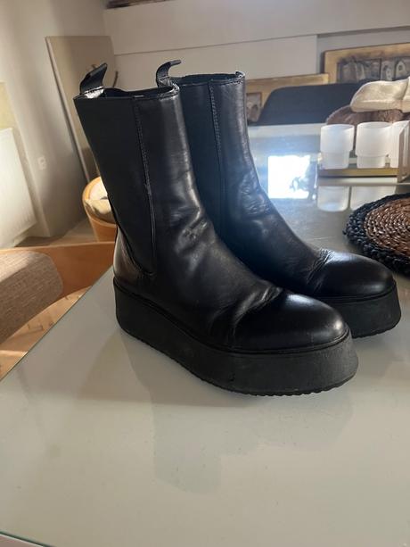 Kožene čižmy zara v.38, zara,38