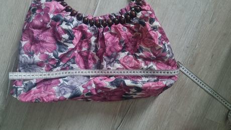 Kvetinková kabelka, 