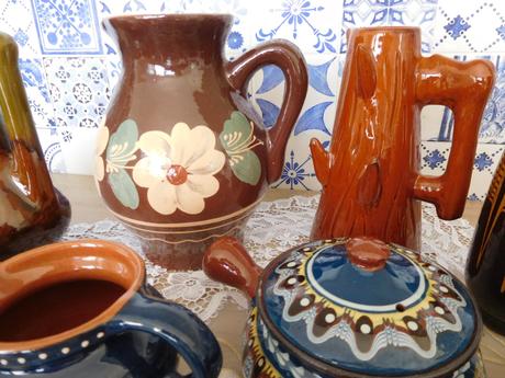 Keramika  farebná rozna, 