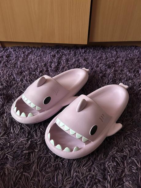 Kroksy č. 44/45, 44