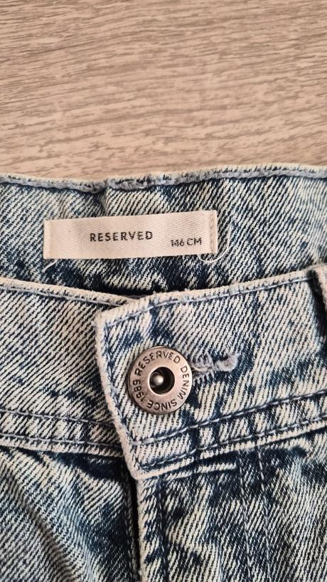 Kapsače reserved, reserved,146