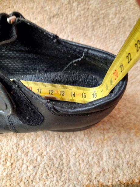 Kožené topánky, 28