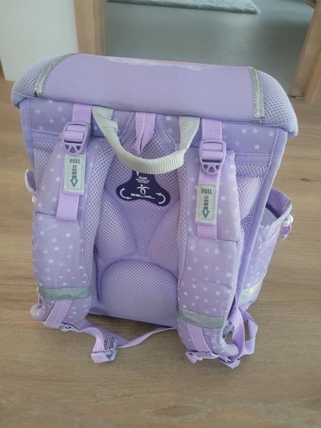 Školská taška s vrecúškom,